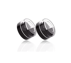 Transparant plastic potje met zwart schroefdeksel, beschikbaar in 8ml en 20ml, ideaal voor het bewaren van vloeistoffen, crèmes, gels, poeders of pillen. Compact en lekvrij, perfect voor onderweg."